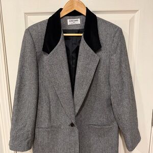 Alfred Dunner Black-Collared Gray Women's Blazer